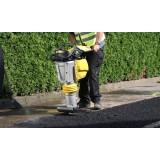 Mai compactor BT65 BOMAG, motor Honda GXR120, putere motor 4CP, greutate 68kg, GERMANIA