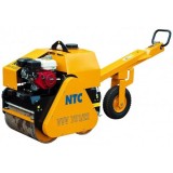 Cilindru compactor VVV701/22 NTC, motor HONDA GX270, putere 9CP, roata directionare, greutate 995kg