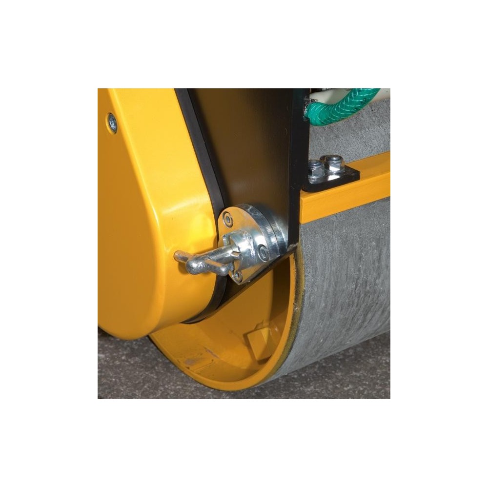 Cilindru compactor VVV700/22G NTC, motor HONDA GX390, putere 13CP, greutate 900kg