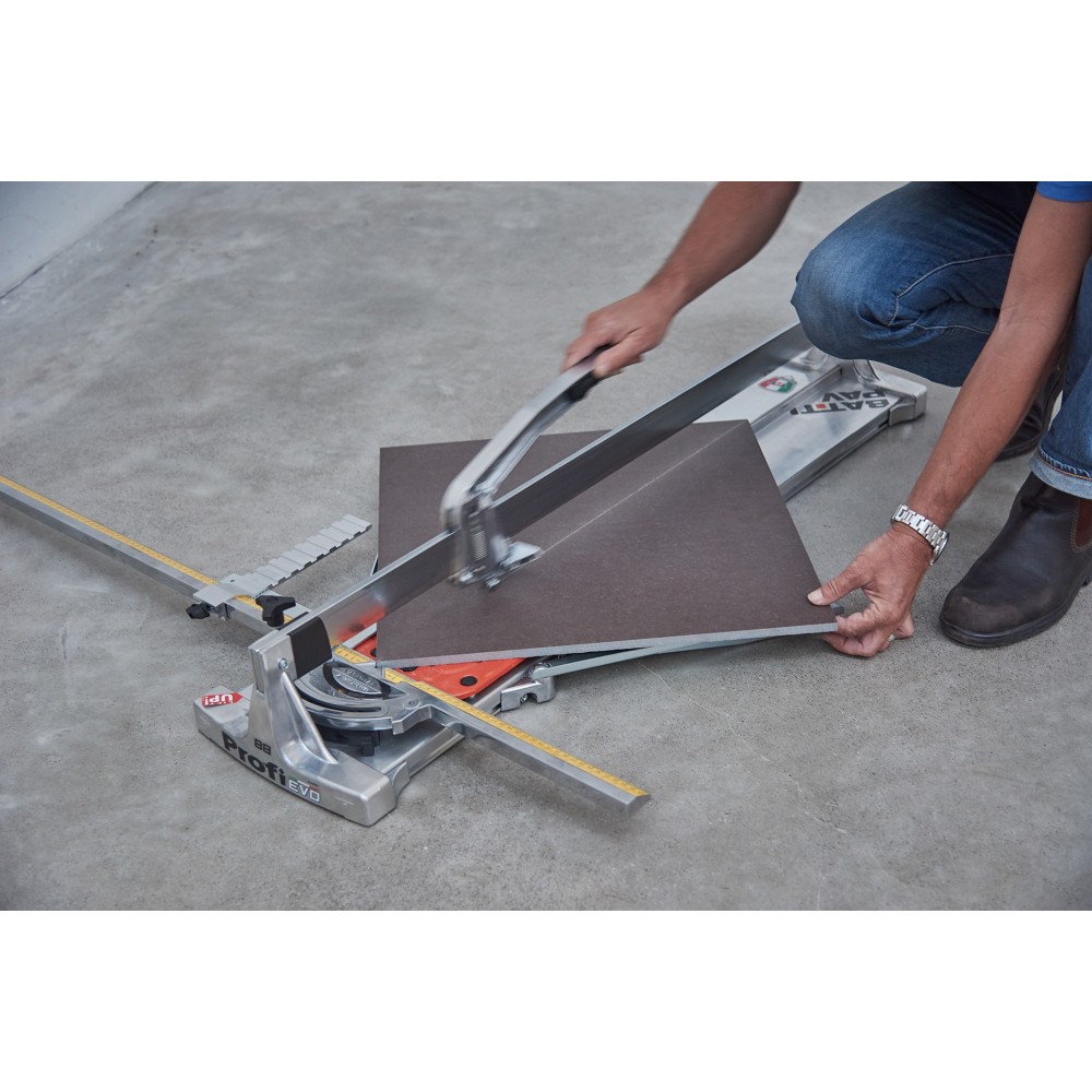 Masina manuala de taiat placi ceramice BATTIPAV, model PROFI EVO63, lungime taiere 630mm, greutate 9,5kg