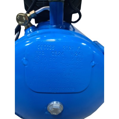 Compresor de aer CEFL-24L AIRMAX, debit aer aspirat 275 l/min, capacitate butelie 24 L, presiune 8bar, 230V
