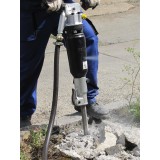 Ciocan pneumatic cu amortizor vibratii BKA 15-A, greutate 16kg, prindere 25x108, consum aer 0,9mcb/min