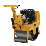 Rulou vibrocompactor STRONG cu latimea tamburului 450mm, motor Honda GX160, putere 5,5CP, greutate 200kg