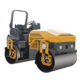 Cilindru compactor TANDEM Strong 4000kg, latime tambur 1400mm, motor Kubota Diesel V2403, pornire electrica, 45,7CP