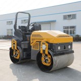 Cilindru compactor TANDEM Strong 4000kg, latime tambur 1400mm, motor Kubota Diesel V2403, pornire electrica, 45,7CP