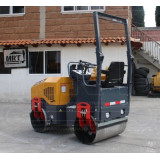 Cilindru compactor TANDEM Strong 1500kg, latime tambur 900mm, motor Diesel CF13, pornire electrica, 13CP