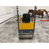 Cilindru compactor TANDEM Strong 1000kg, latime tamburi 740/800mm, motor Diesel CF186F, pornire electrica, 9CP