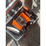 Nivela laser cu linii LINUS 1 HV NEDO, cu mai multe linii verticale si o linie laser orizontala, diametru maxim de masurare 200m