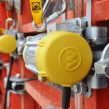 Cauti Suport de fixare pentru vibratoare externe de cofrag cu urechi de fixare ENAR ? Gasesti la SIFEE UTILAJE