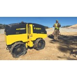 Cilindru compactor pentru santuri BMP8500 BOMAG, motor KOHLER KDW 1003, putere 12.8kW, 1595kg