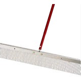 Perie metalica METAL STRONG pentru perierea betonului latime 900mm, distanta intre dinti 12.7mm si doua manere din aluminiu 1.8m