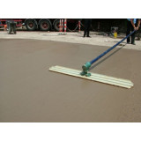 Gletiera manuala bidirectionala din aluminiu, dimensiuni 1200x200mm cu articulatie STRONG, cu maner din aluminiu 1,8m