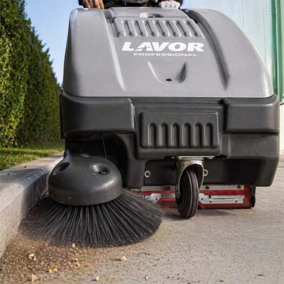 LAVOR SWL 700 ST – Măturătoare profesională cu motor HONDA