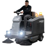 Mașină de măturat SWL R 1000 ST LAVOR – motor Honda, 7.700 mp/h