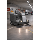 Mașină de măturat SWL R 1000 ST LAVOR – motor Honda, 7.700 mp/h