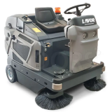 Mașină de măturat LAVOR SWL R 1100 DT Diesel YANMAR, 9.700 m²/h