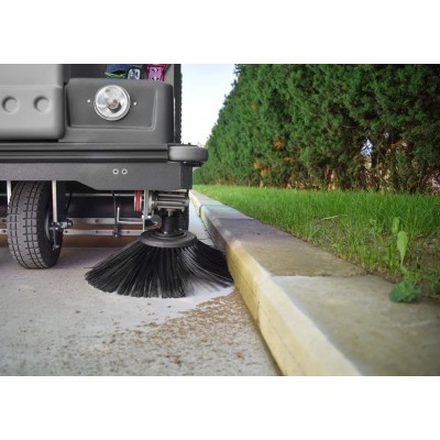 Mașină de măturat LAVOR SWL R 1100 ET BIN-UP, 24V, 9.700 m²/h