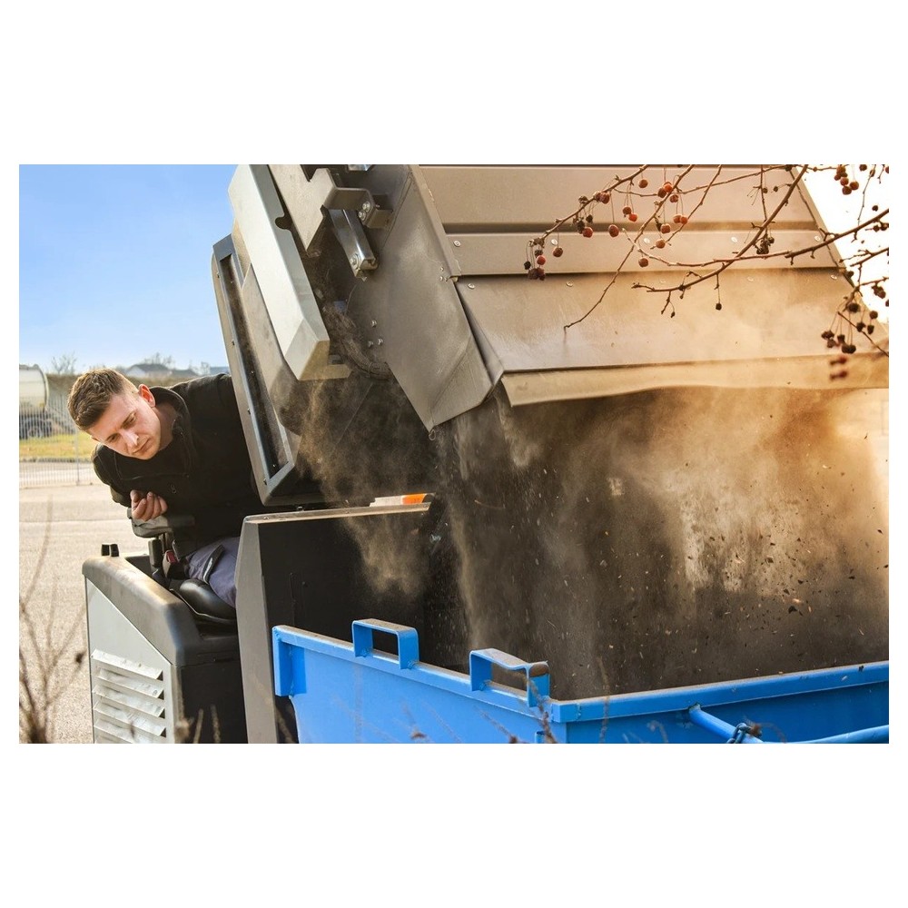Mașină de măturat LAVOR SWL R 1300 DT BIN-UP 2 Brushes Diesel