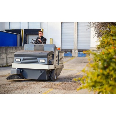 Mașină de măturat LAVOR SWL R 1300 DT BIN-UP 2 Brushes Diesel