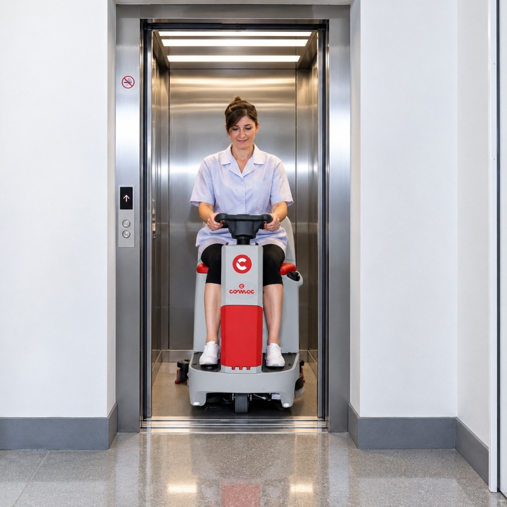 COMAC INNOVA 55B CB – Mașină spălat pardoseli cu om la bord, 560 mm | SIFEE