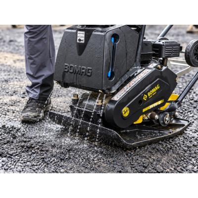 Placă compactoare asfalt BOMAG BP 12/50 A, Honda GX120, 12 kN