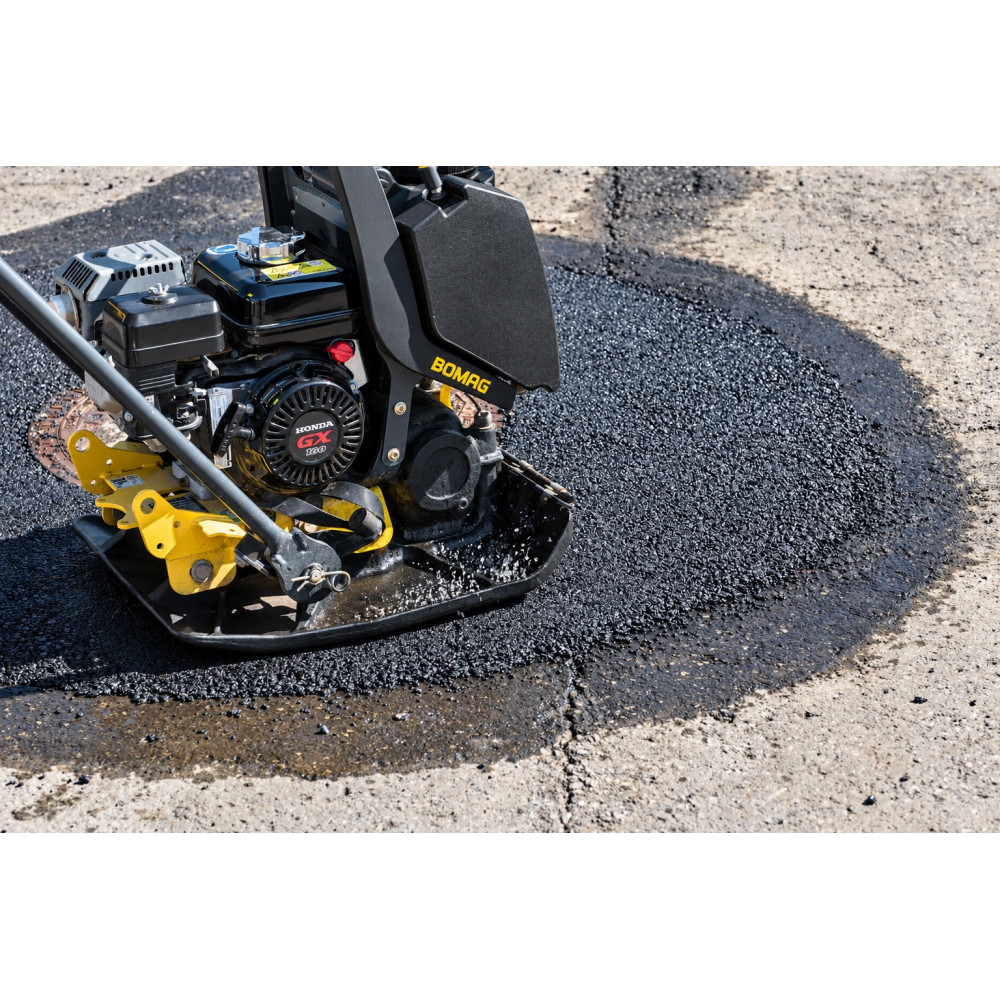 Placă compactoare asfalt BOMAG BP 12/50 A, Honda GX120, 12 kN