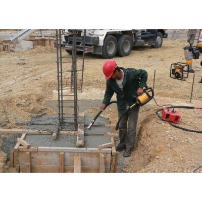 Vibrator beton DINGO ENAR cu ax flexibil de 4m si cap vibrare 25/38/48/58mm, alimentare 220V