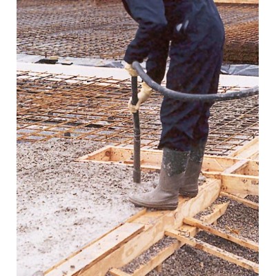 Cauti Vibrator beton pneumatic PNU50 ENAR, lungime furtun imersie 2, cap de vibrare 50mm ? Gasesti la SIFEE UTILAJE
