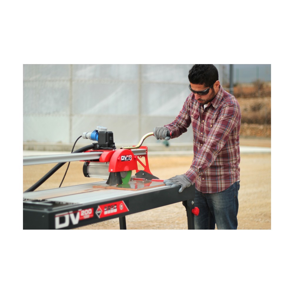 Masa de Taiat gresie, faianta RUBI DV-200 1000 Lungime taiere 106cm, diametru disc 200mm, greutate 58kg