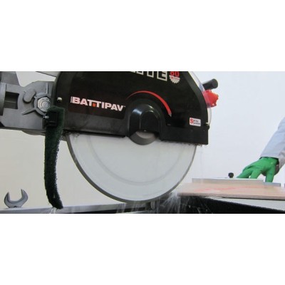 Masa de Taiat ELITE 80 BATTIPAV, Lungime taiere 80cm, disc diamantat 350mm, adancime taiere 110mm