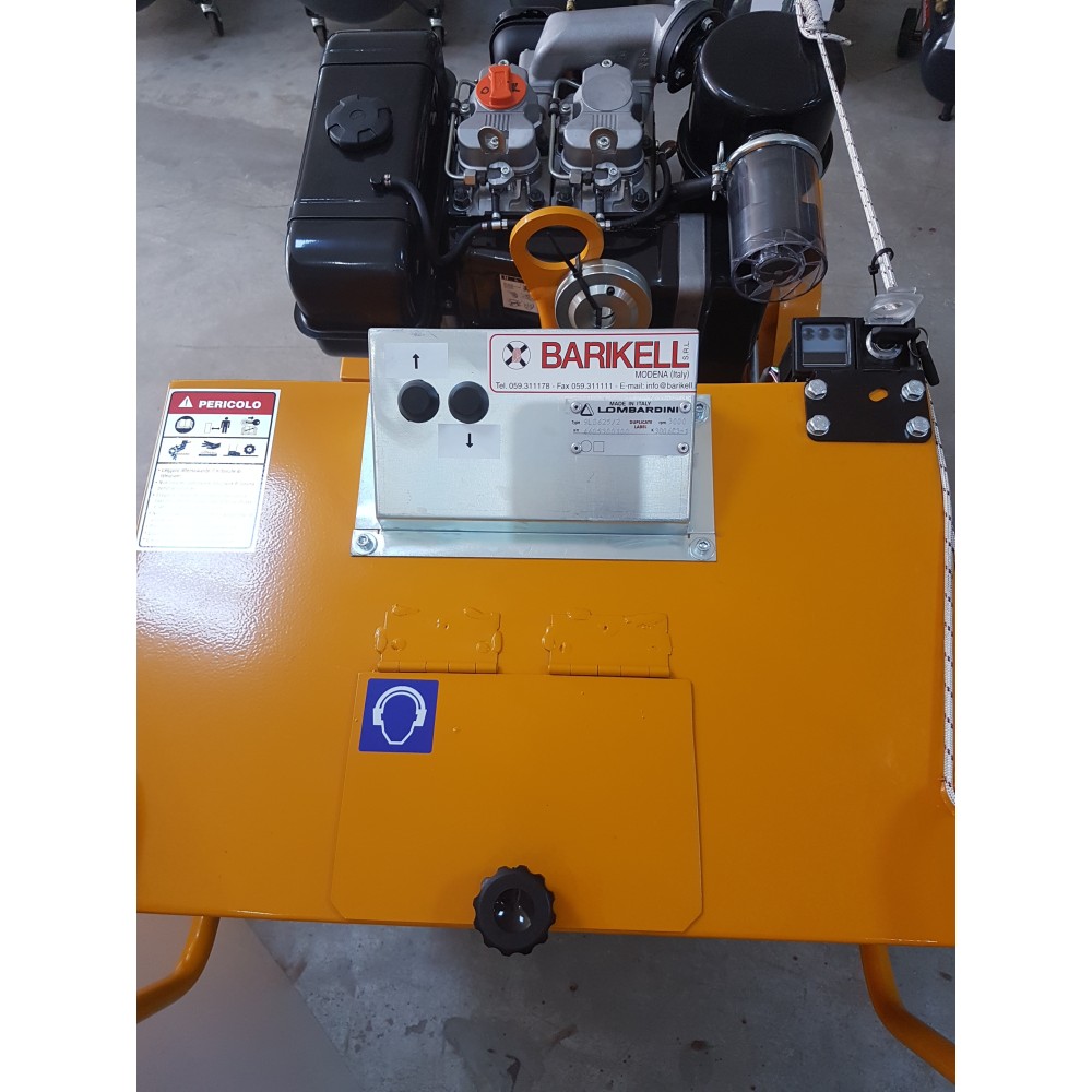 Taietor beton FLOOR30, motor LOMBARDINI 28CP, Diesel, pornire electrica, disc 600mm, Hidraulic
