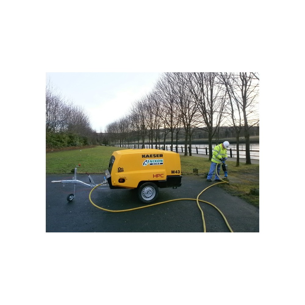 Compresor mobil M43 PE KAESER