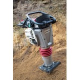 Mai compactor DR7X DYNAPAC, motor Honda GXR120, putere motor 4CP, greutate 68kg, GERMANIA