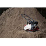 Placa compactoare DFP8 DYNAPAC, motor Honda GX120, putere 4,0CP, greutate 83kg, GERMANIA