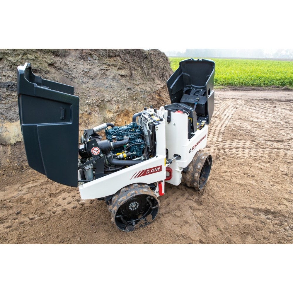 Cilindru compactor pentru santuri D.ONE DYNAPAC, motor KUBOTA D1005, putere 20CP, 1595kg