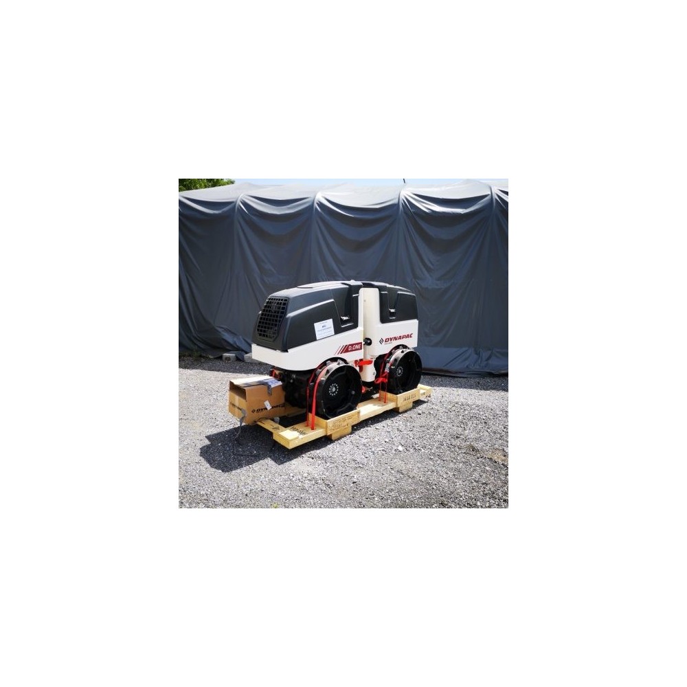 Cilindru compactor pentru santuri D.ONE DYNAPAC, motor KUBOTA D1005, putere 20CP, 1595kg