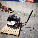 Placa compactoare DFP7AX DYNAPAC, motor Honda GX120, putere 4,0CP, greutate 82kg, GERMANIA