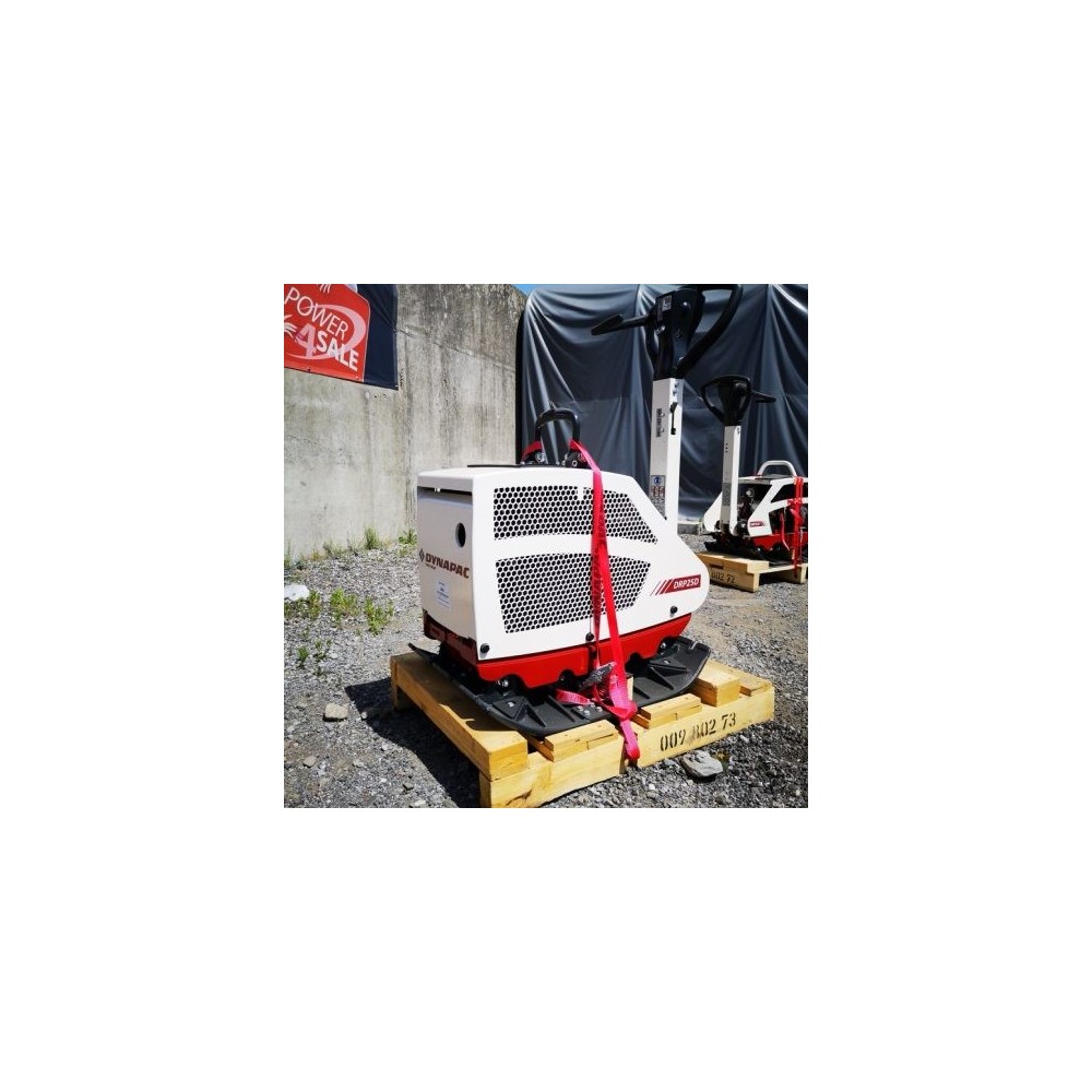 Placa compactoare reversibila model DRP25D marca DYNAPAC, Hatz 1B20, putere 4,2CP, greutate 260kg
