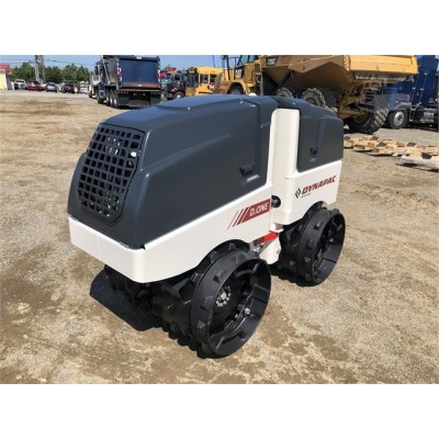 Cilindru compactor pentru santuri D.ONE DYNAPAC, motor KUBOTA D1005, putere 20CP, 1595kg