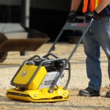 Placa compactoare WP1550AW WACKER, motor Honda GX160, putere 5,5CP, greutate 90kg