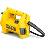 Cauti Vibrator beton HMS2500 WACKER NEUSON cu ax flexibil de 4m si cap vibrare 35/45/55/65mm, tensiune de alimentare 230V ? Gase