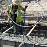 Cauti Vibrator beton HMS2500 WACKER NEUSON cu ax flexibil de 7m si cap vibrare 35/45/55/65mm, tensiune de alimentare 230V ? Gase