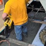 Cauti Vibrator beton HMS2500 WACKER NEUSON cu ax flexibil de 9m si cap vibrare 35/45/55/65mm, tensiune de alimentare 230V ? Gase