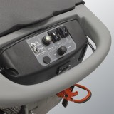 Masina pentru spalat si aspirat pardoseli LAVOR MIDI-R 75BT cu tractiune AUTOMATA, productivitate 4275 mp/h, tensiune 24V